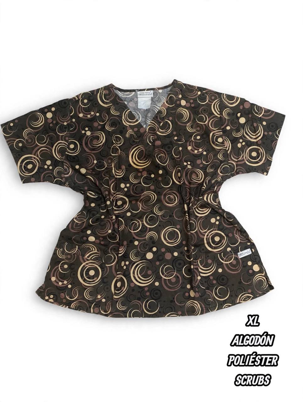 Casaca Estampada C&iacute;rculos (Talla XL)